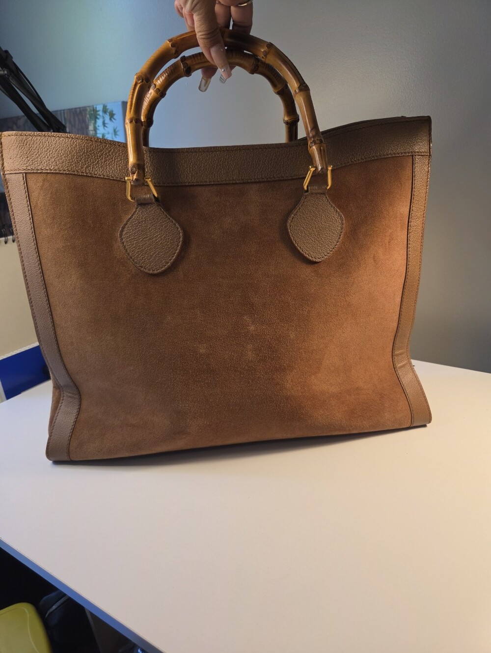 Vintage Gucci Diana Tote Large Tan Womens Bamboo Handle Suede Leather Bag Big
